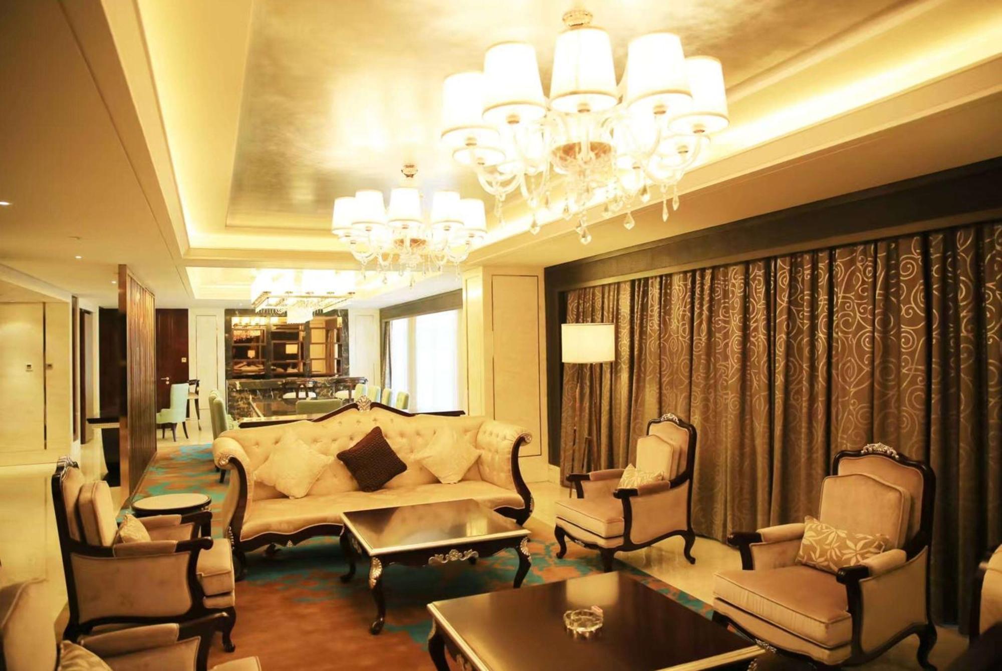 Ramada Yiyang Taojiang Hotel Exterior photo