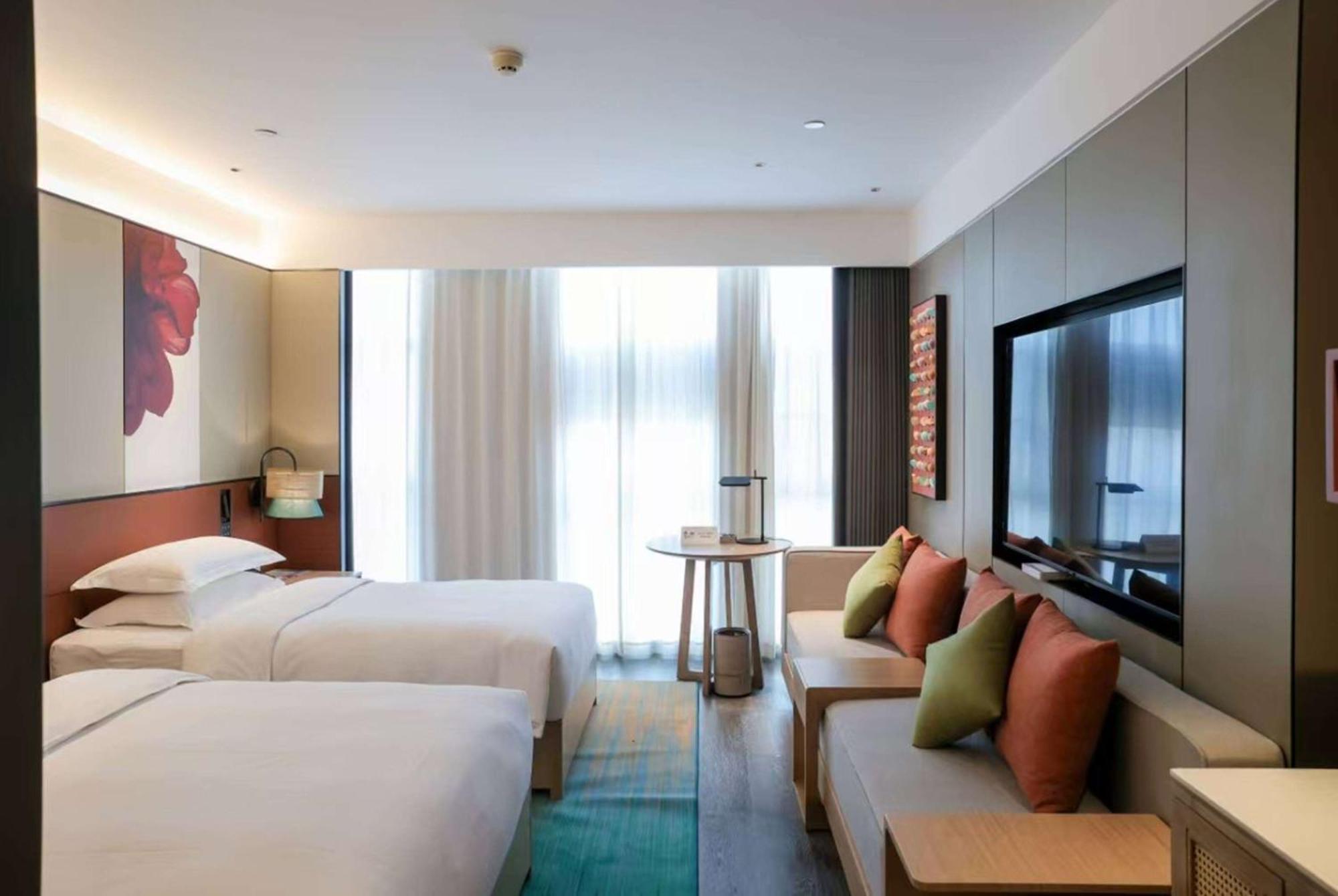 Ramada Yiyang Taojiang Hotel Exterior photo