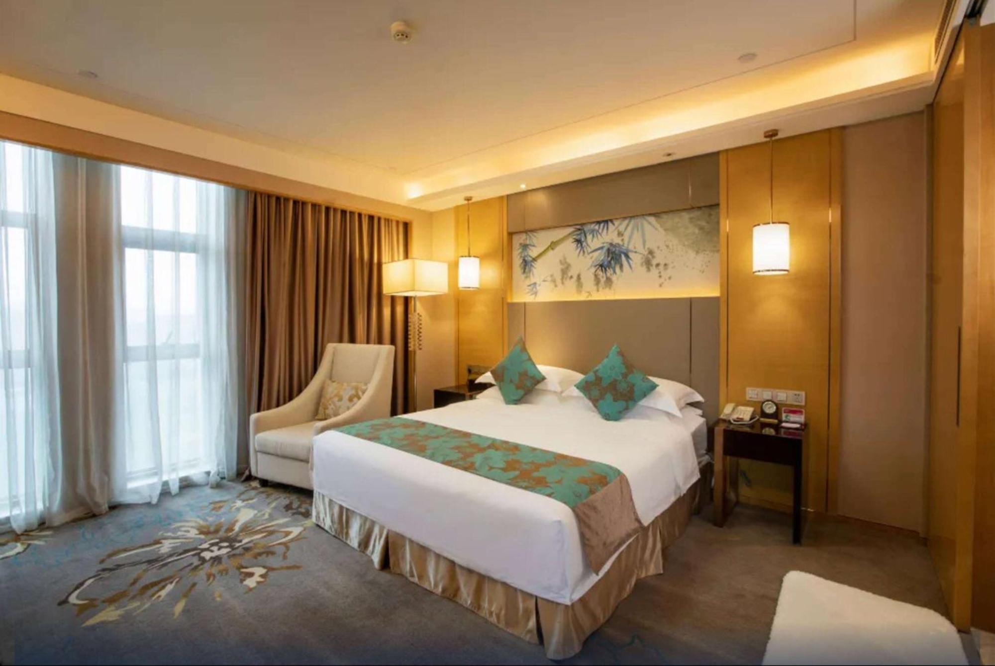 Ramada Yiyang Taojiang Hotel Exterior photo